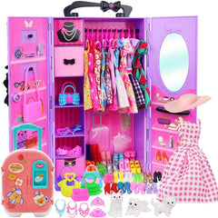 K.T. Fancy 10 fashion bags to complete outfits.
