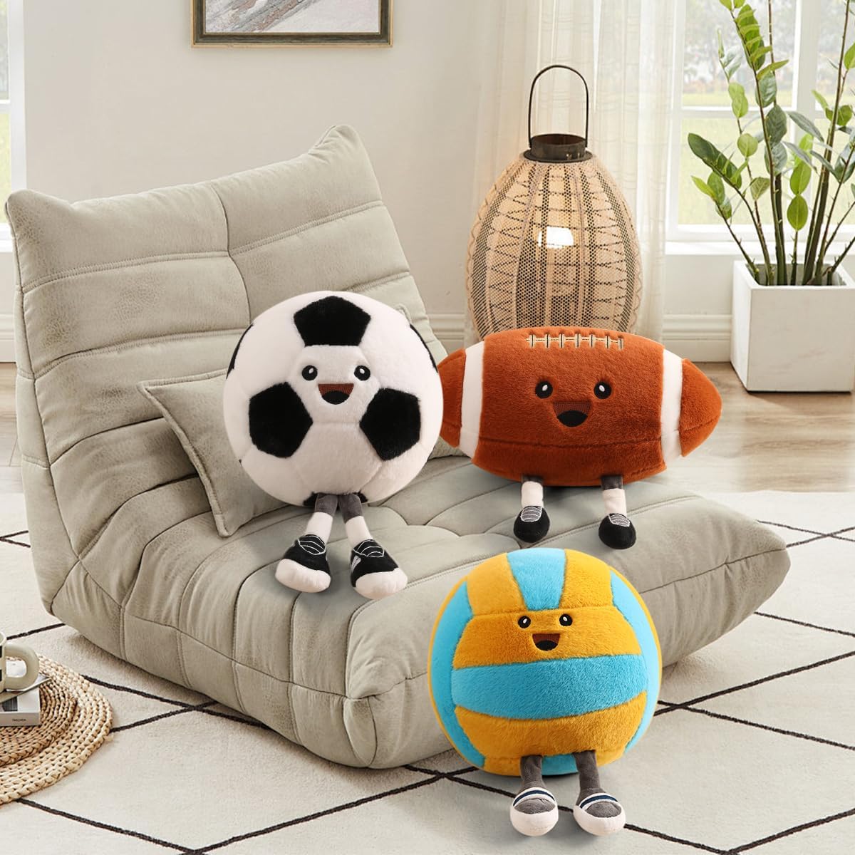 KUCCO-PILLOW machine-washable plush is easy to clean after playtime.