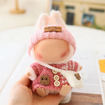 Labubu 17cm doll wear display shows a snug, stylish fit.