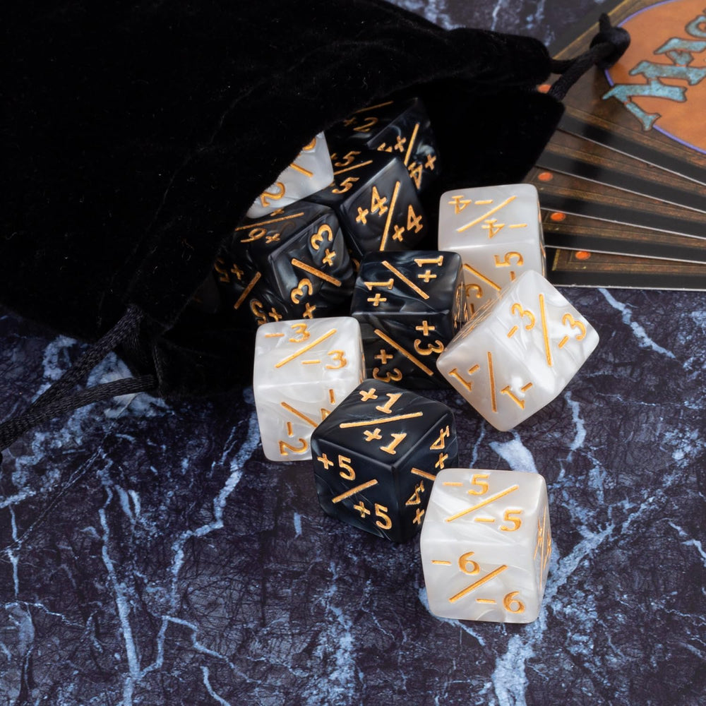 LAMJAM MTG compatible counters work with many card games and board games.