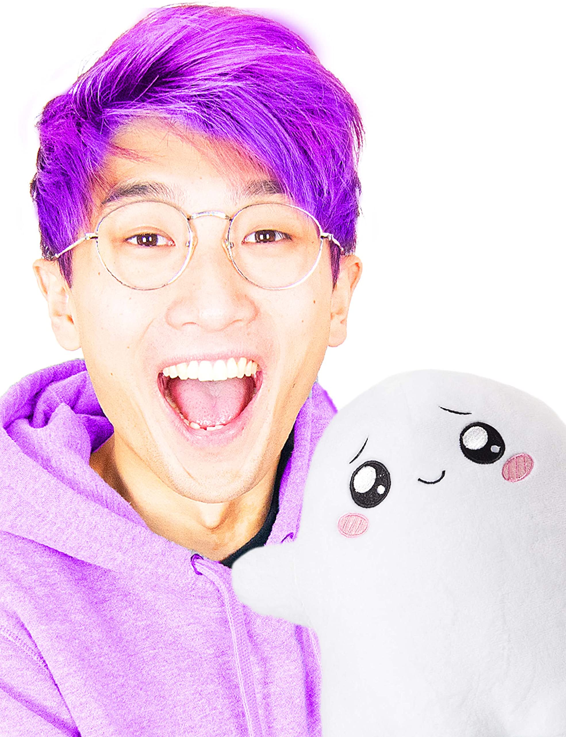 Ghosty's size supports easy carrying and big hugs for kids.