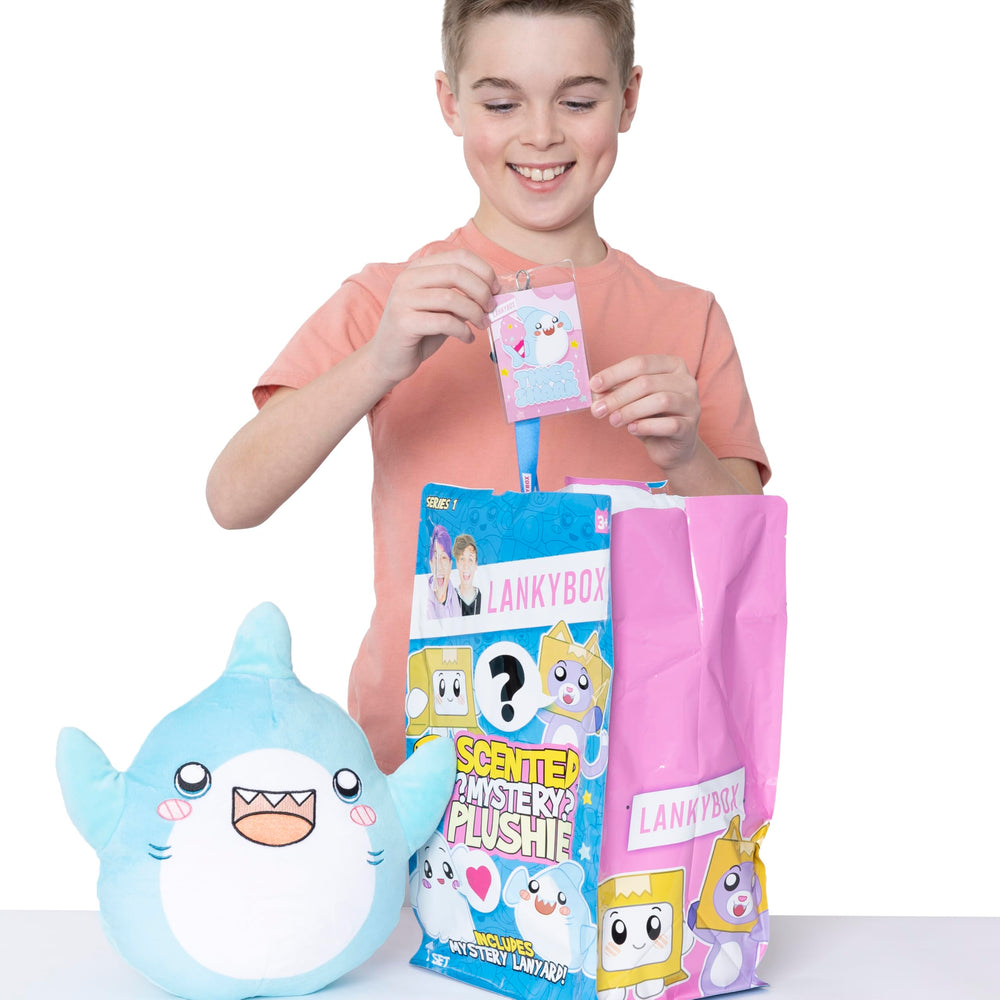 LankyBox Scented Mystery Plush – scented collection and mystery unboxing.