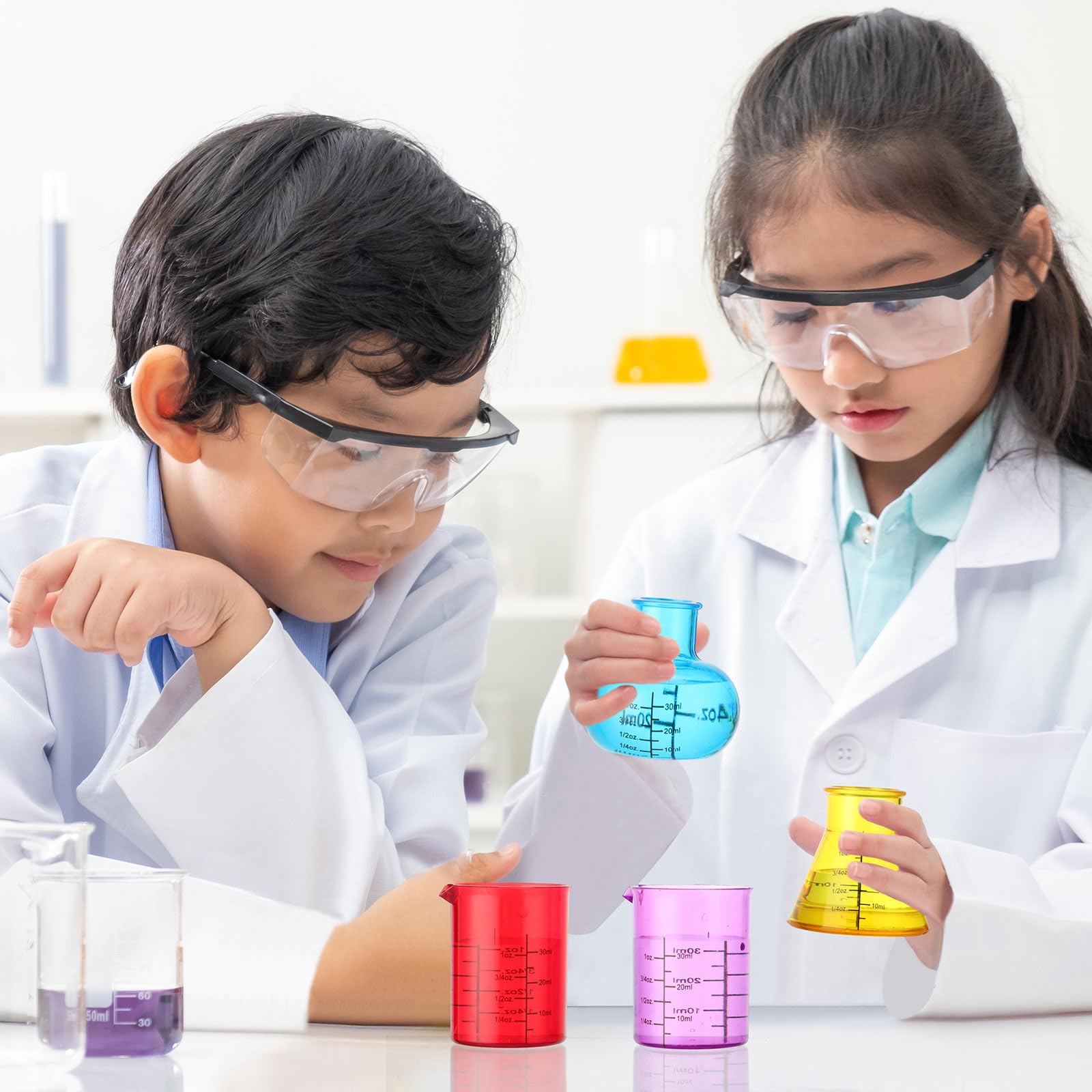 LaRandom safety glasses provide eye protection during DIY science activities.