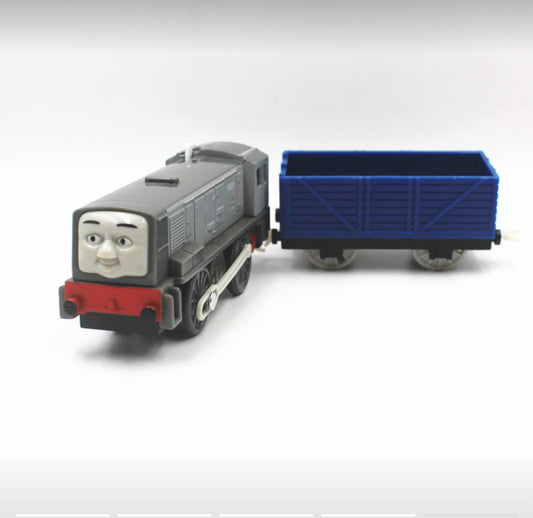 LATUROP Thomas engine with sliding wheels for smooth track play