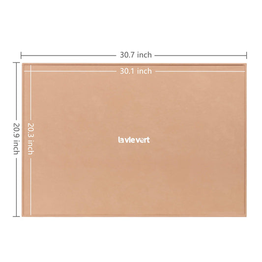 Lavievert puzzle board covered in soft flannelette protects pieces and reduces shifting.