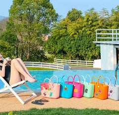 Lckaey charm set brightens totes during sunny trips