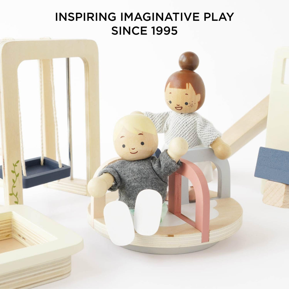 Le Toy Van fireman's pole invites dramatic rescue scenarios and storytelling play
