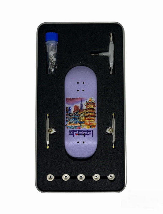 LEEFAI Pro fingerboard with maple deck and UV graphic for durable design