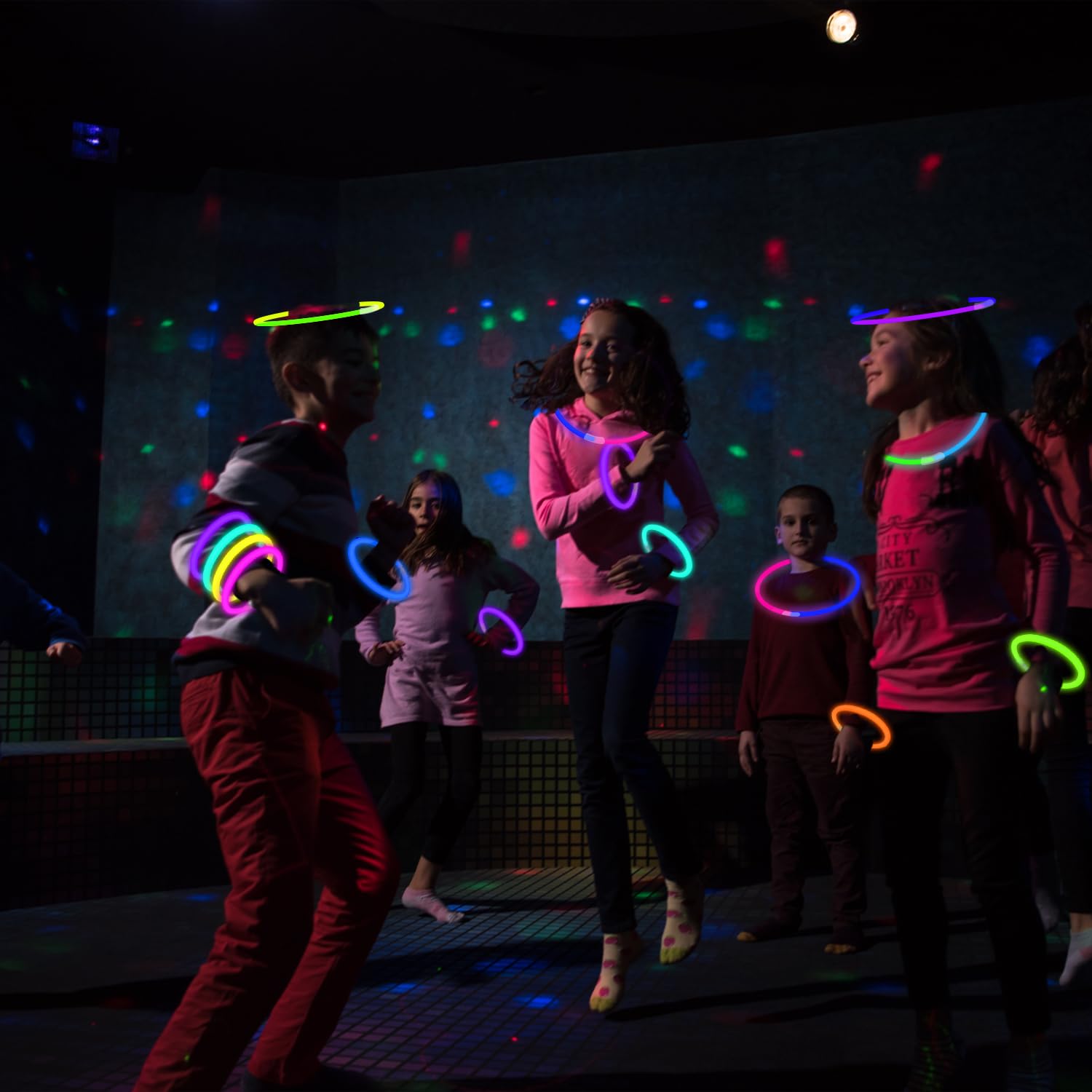 Leetous glow sticks for nighttime outdoor activities