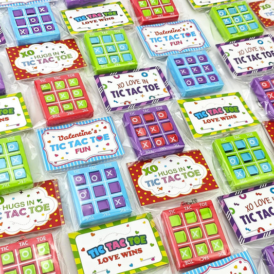 Leetous Valentine Tic-Tac-Toe keychain in red, ideal for classroom exchanges.