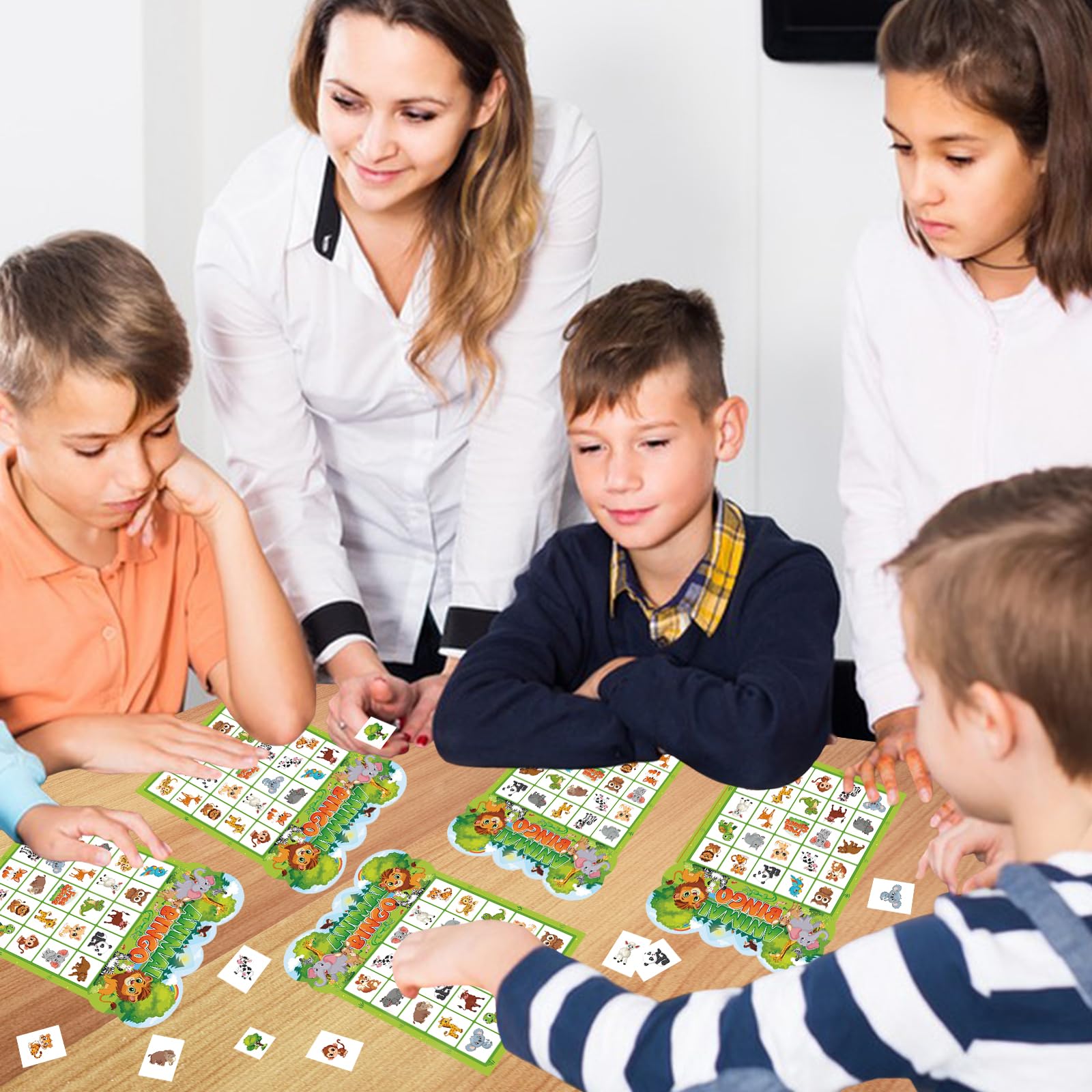Leezead safari animal bingo cards featuring cute jungle designs for kids and adults.