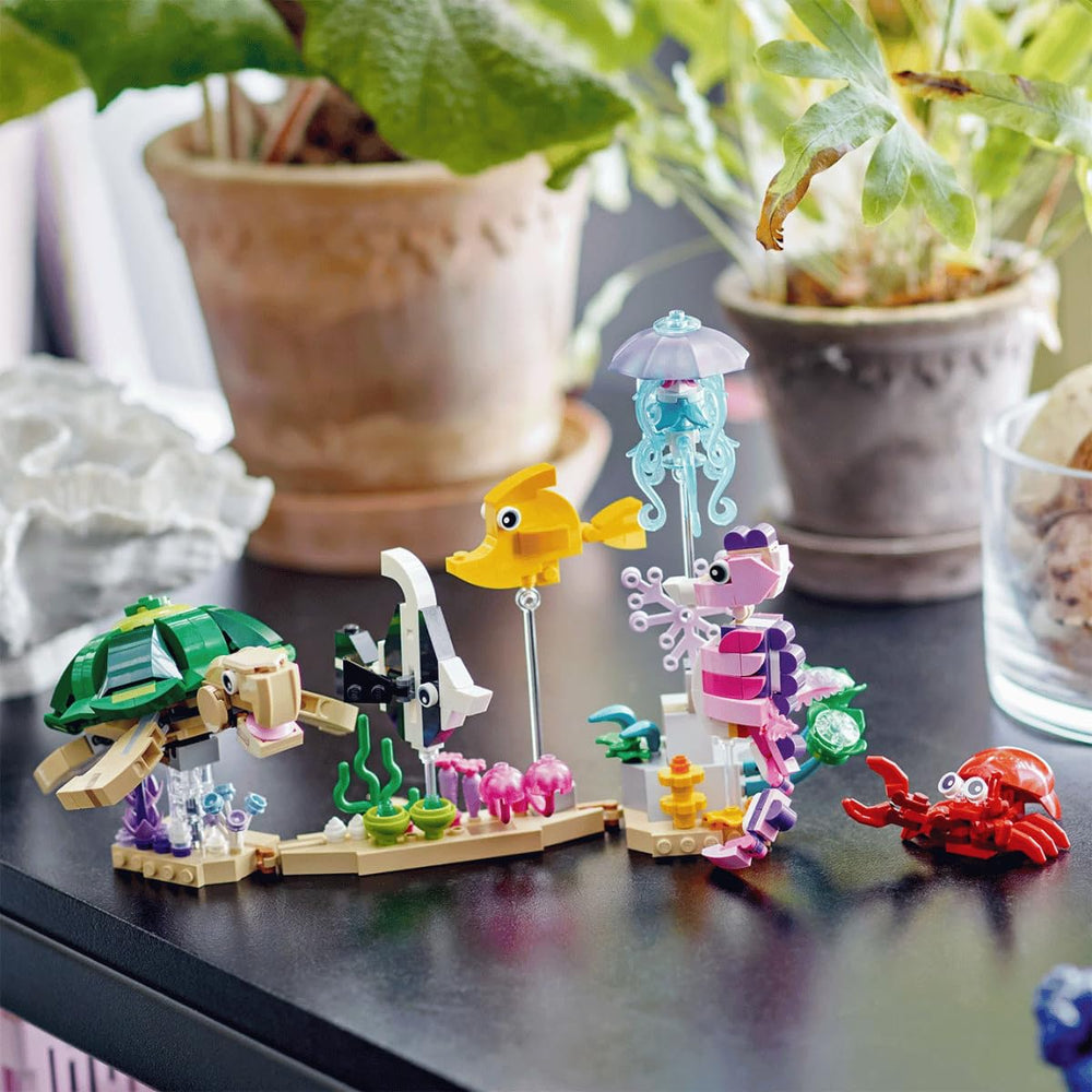 LEGO 31158 Sea Animals two fish gliding among sea plants