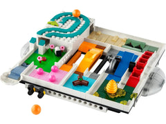 LEGO 40596 Magic Maze ladybug and sheep details spark imagination.