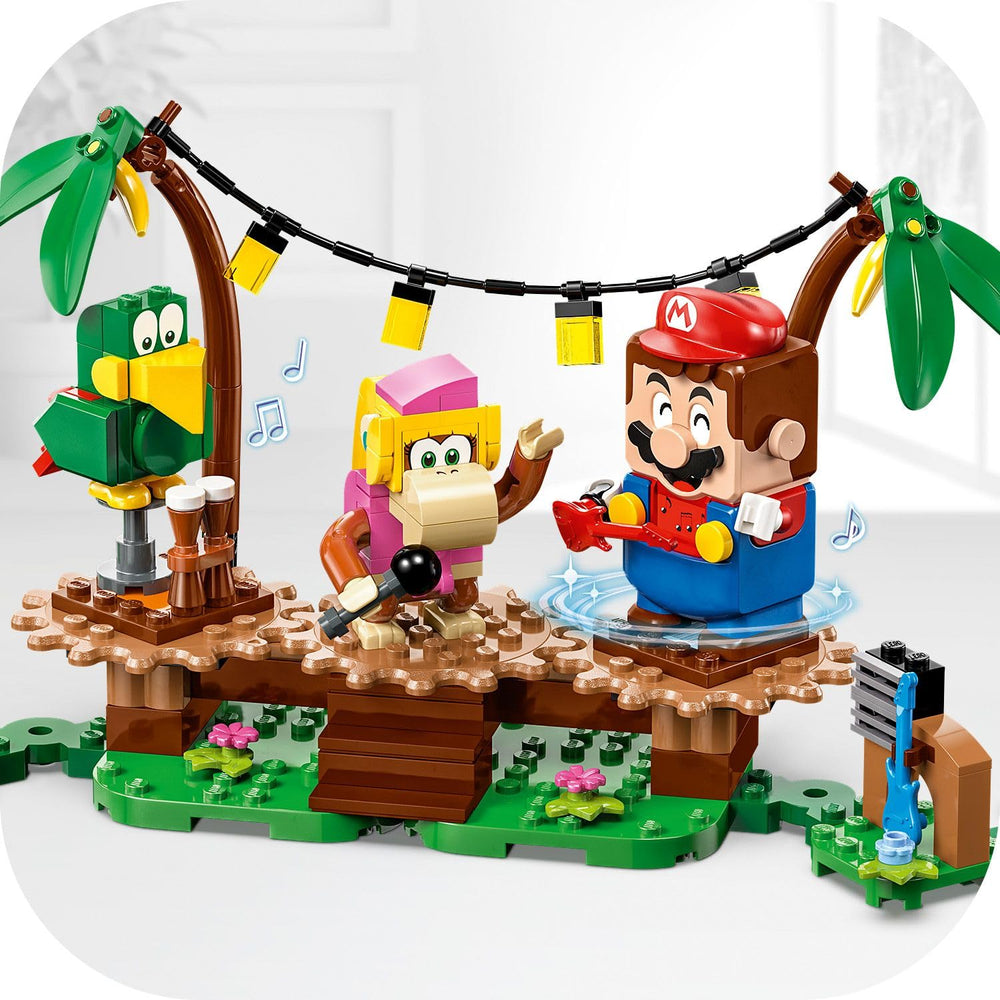 LEGO 71421 Dixie Kong and Squawks figures included
