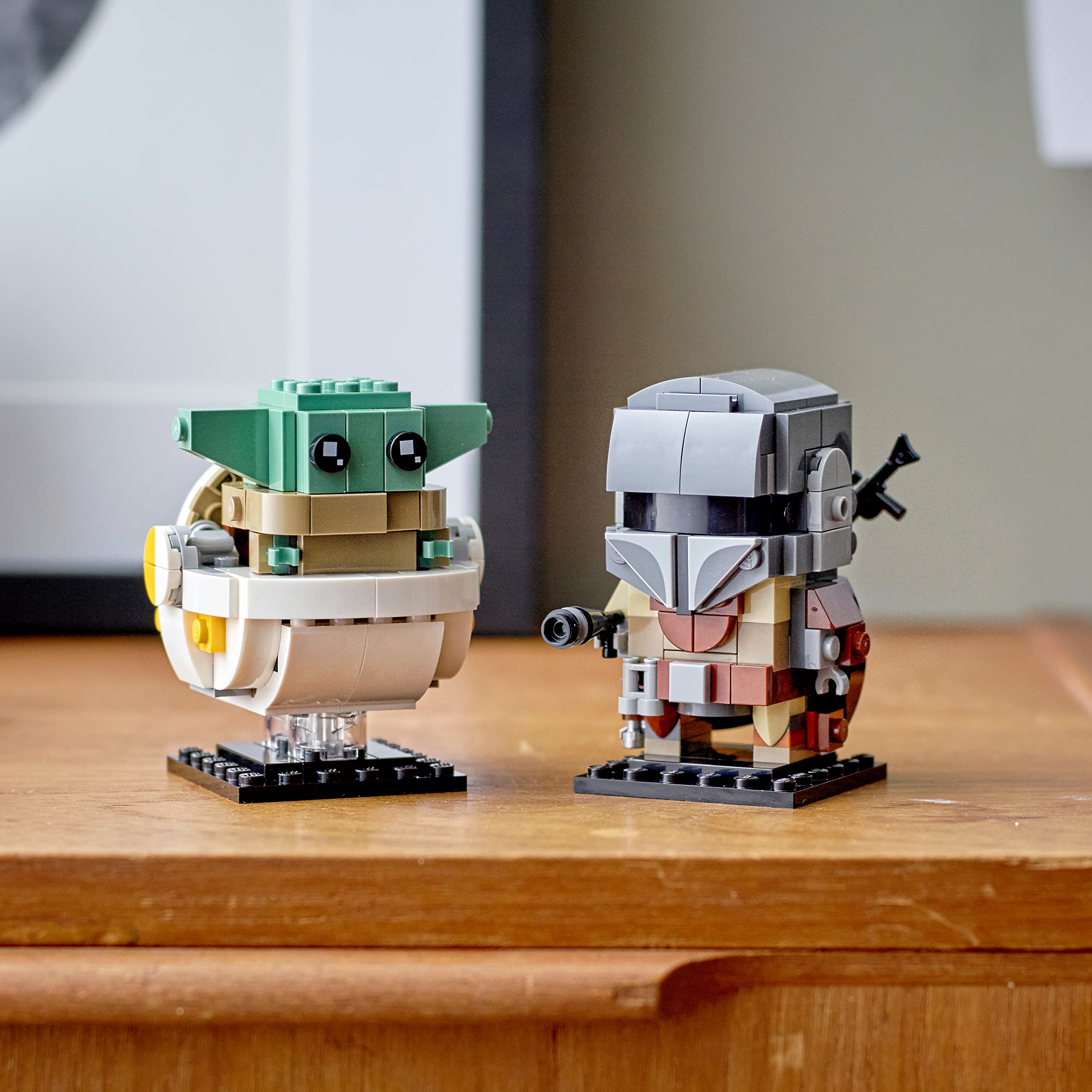 Baseplates help create a neat, compact Star Wars display.