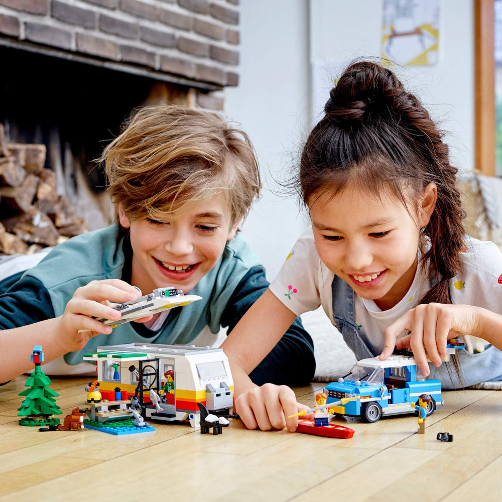 LEGO caravan 31108 camper van setup for cozy holiday scenes