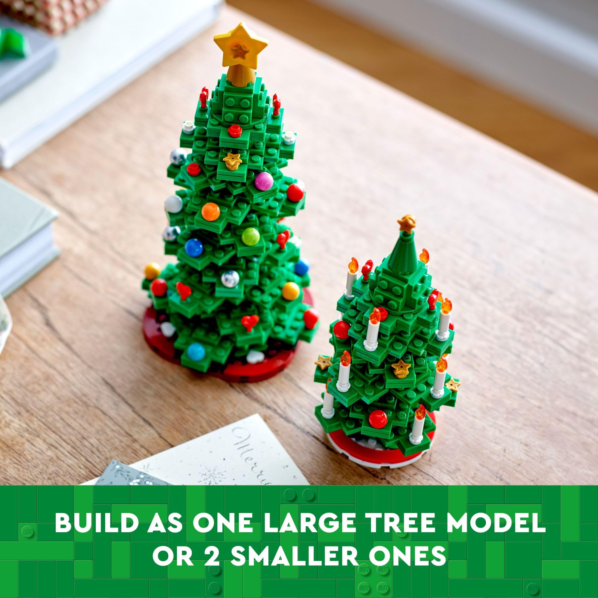 LEGO Christmas Tree 40573 ornaments and candles bring colorful holiday details.