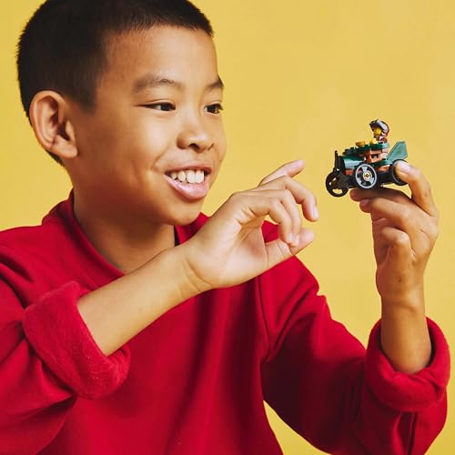 LEGO City 60459 pilot minifigure, ready for action-packed flights.
