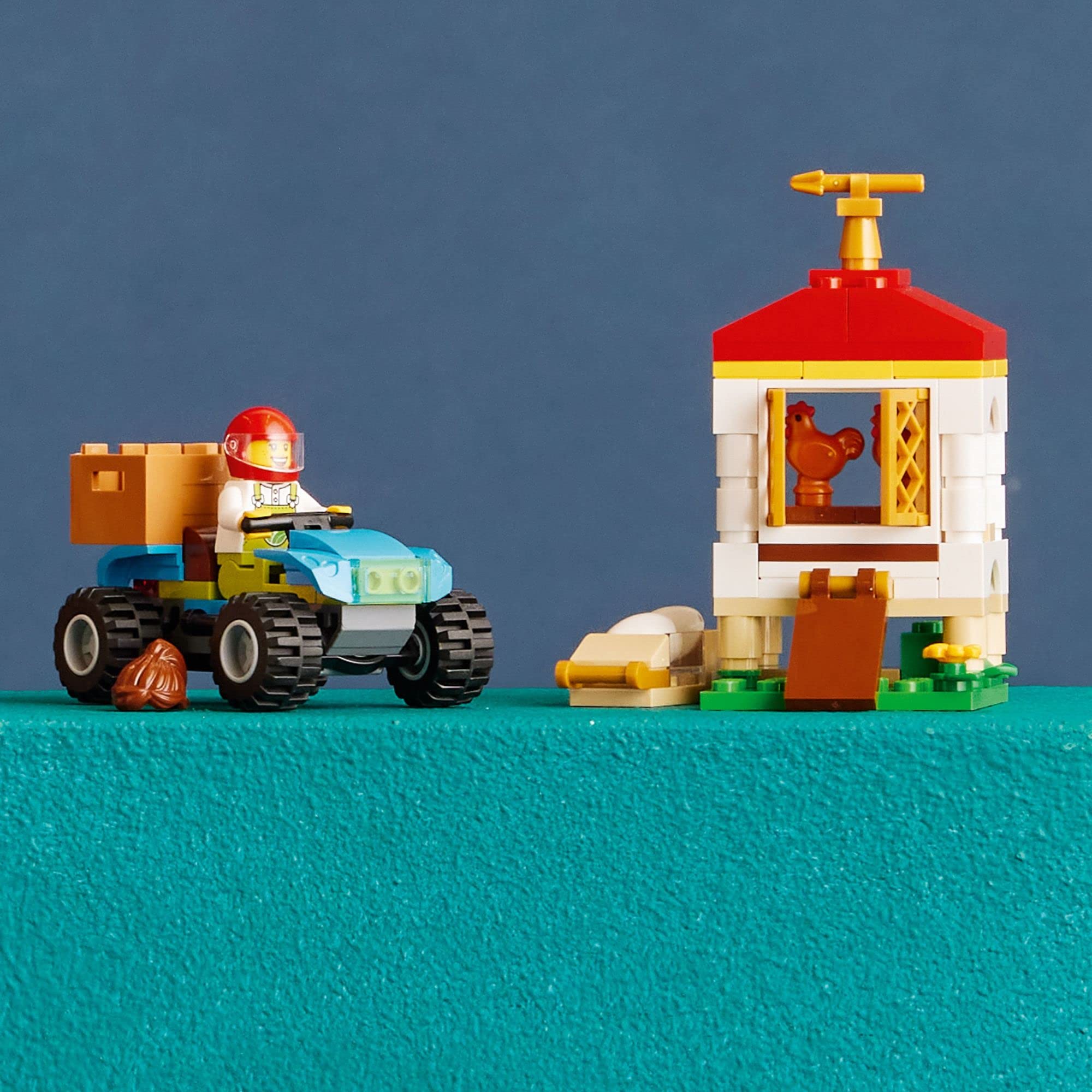LEGO City chicken henhouse accessories and eggs for easy setup.