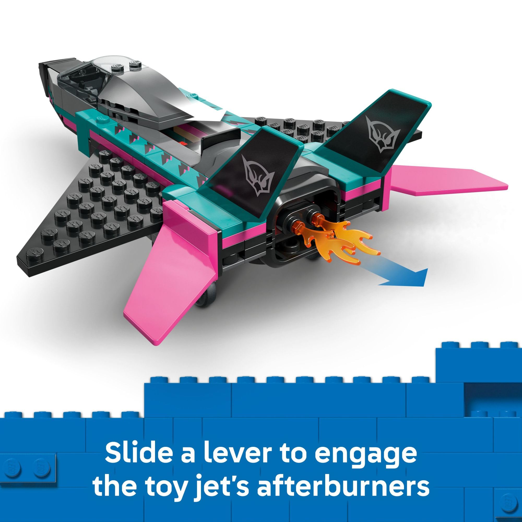LEGO City pilot and driver minifigures enable race-role play adventures.