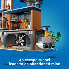 LEGO City Police Prison Island exit tunnels spark planning escapes and adventures.