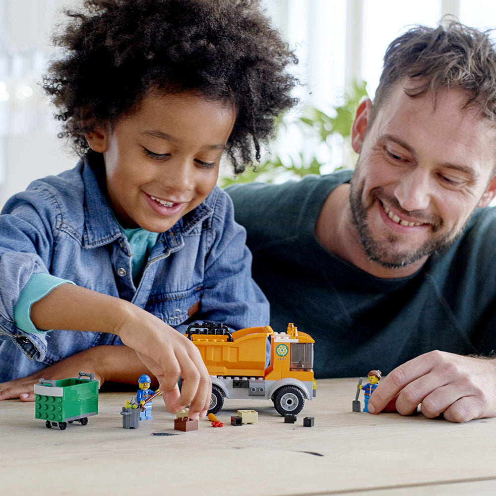LEGO City Starter Brick base helps young builders start with confidence.