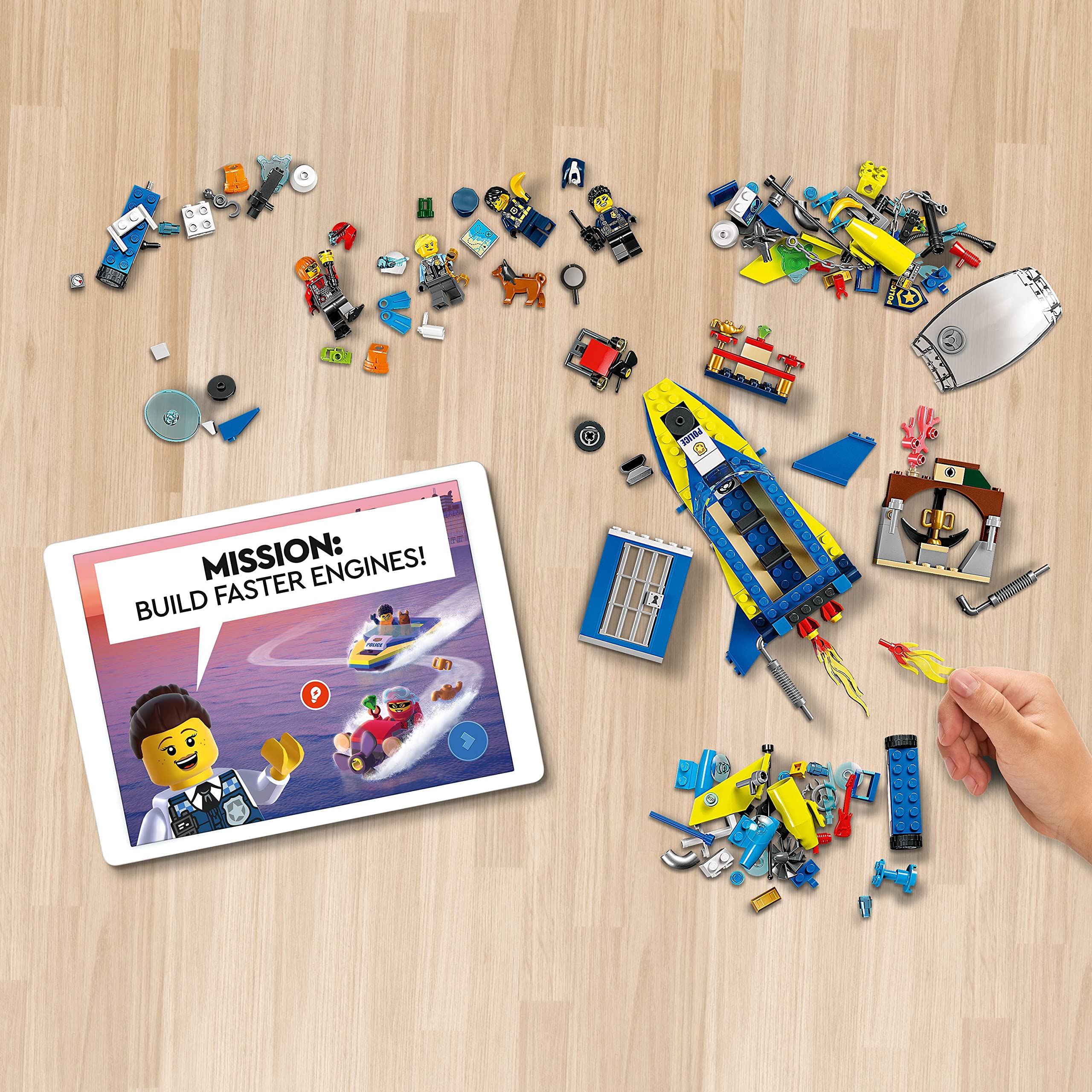 LEGO City police officers minifigs enable dynamic teamwork and storytelling