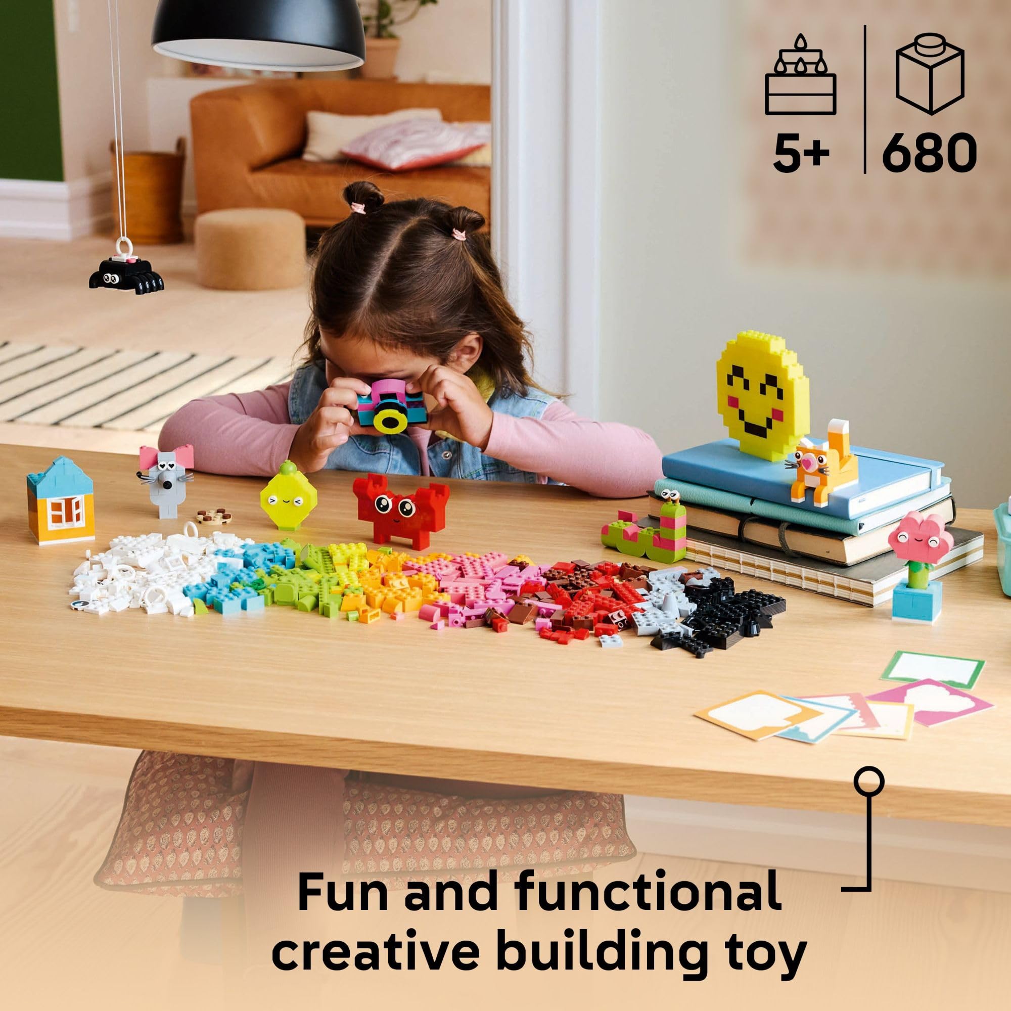 LEGO Classic Creative Happy Box monkey model: promotes imaginative storytelling and hands-on building fun.