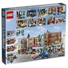 LEGO Creator Expert Corner Garage 10264 upper-level apartment interior with kitchen and sofa