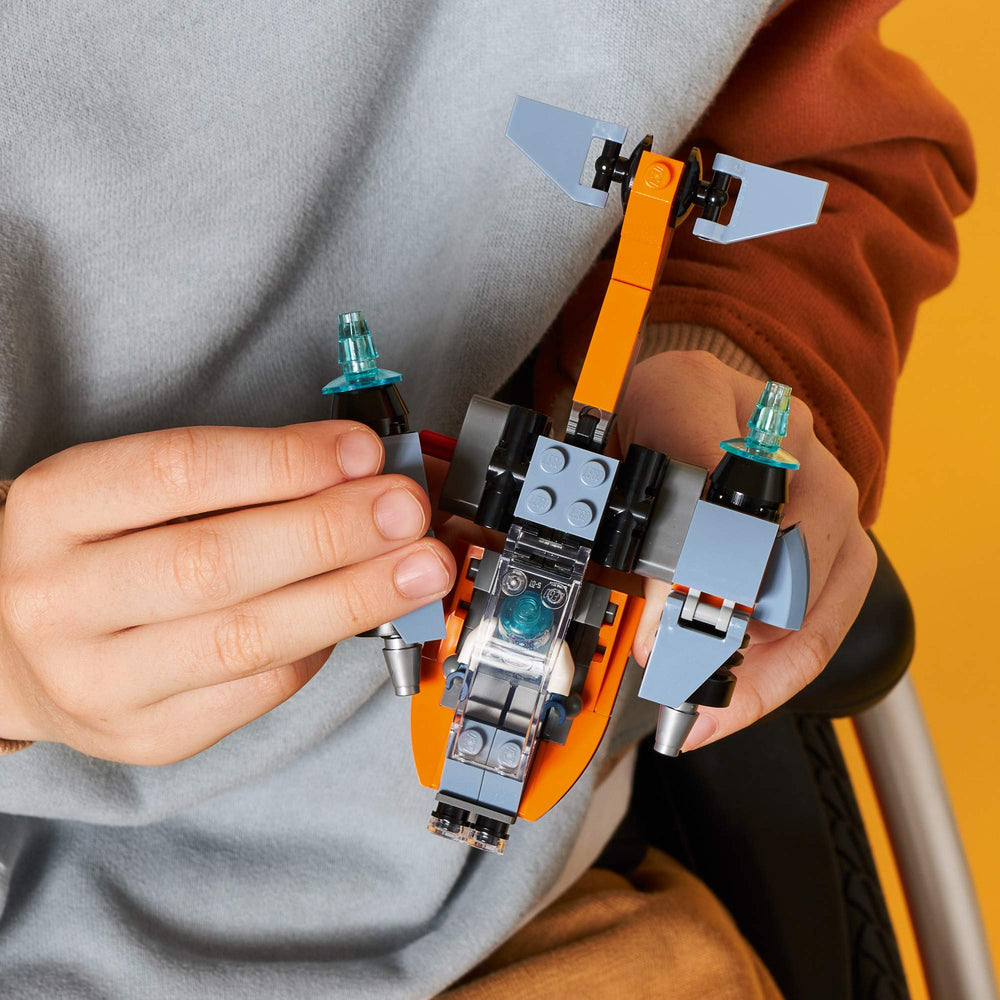 LEGO Creator 3in1 Cyber Mech model showcases ground-ready action and imaginative battles.