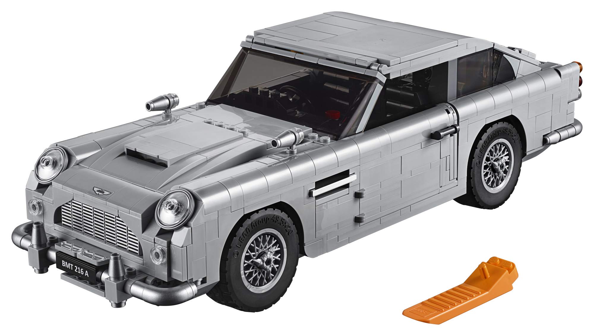LEGO Creator Expert James Bond DB5 opening doors capture classic access for display and storytelling.