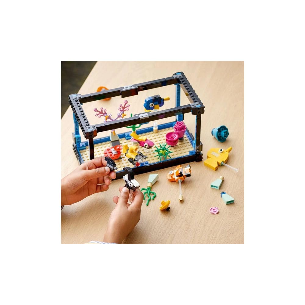 LEGO Creator Fish Tank 31122 display stand provides convenient display options