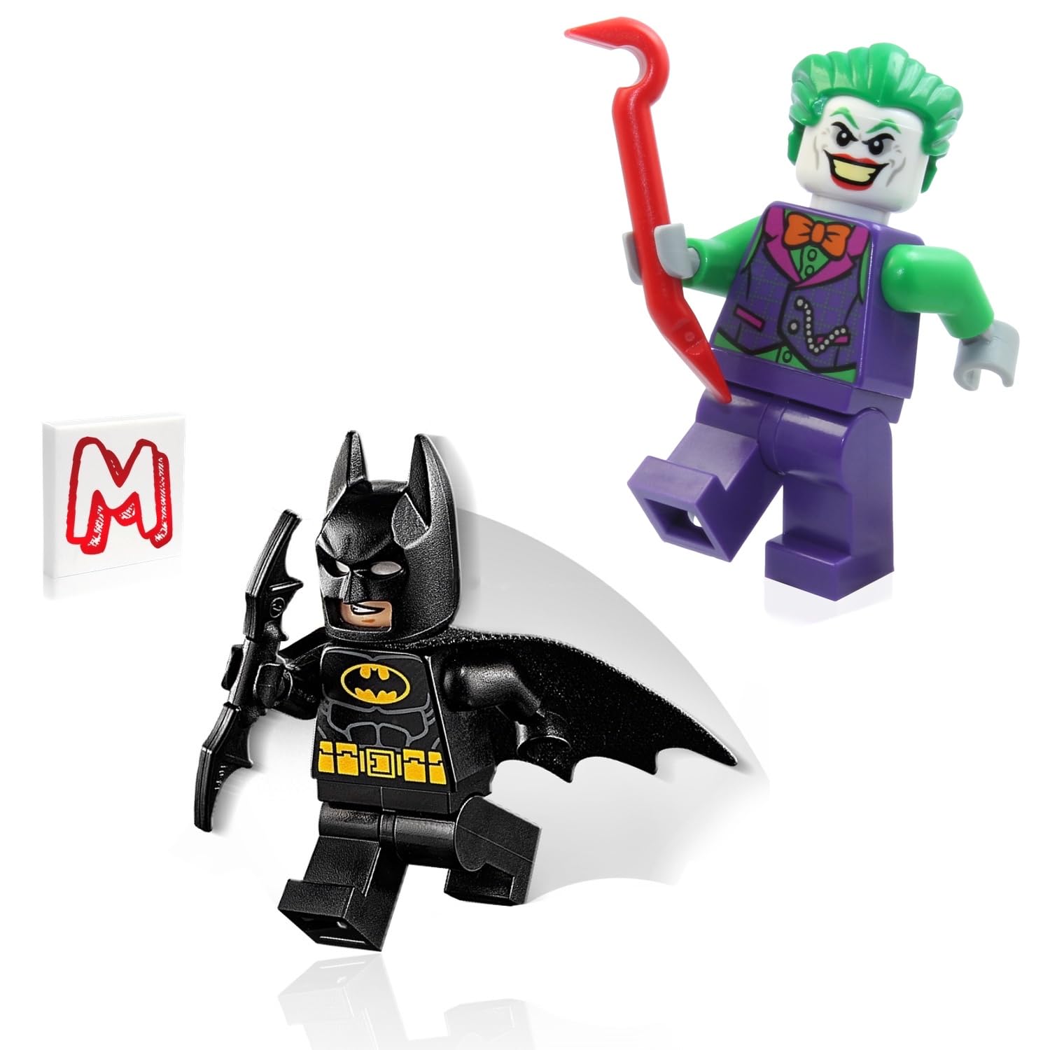 LEGO Batman minifigure with batcape and batarang for adventurous pretend play.