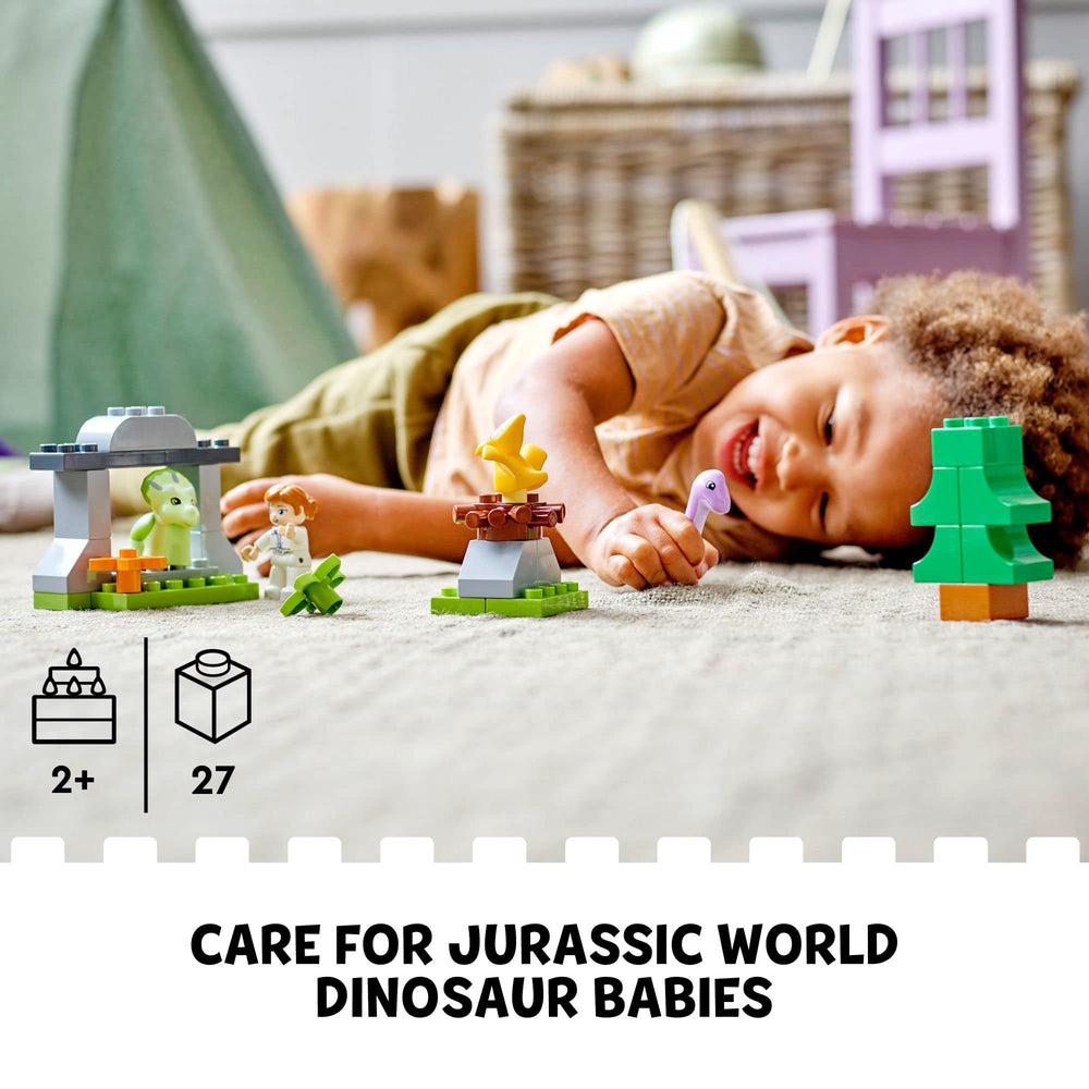 LEGO DUPLO Dinosaur Nursery 10938 Brachiosaurus nibbling leaves enhances animal-care play and spatial awareness.