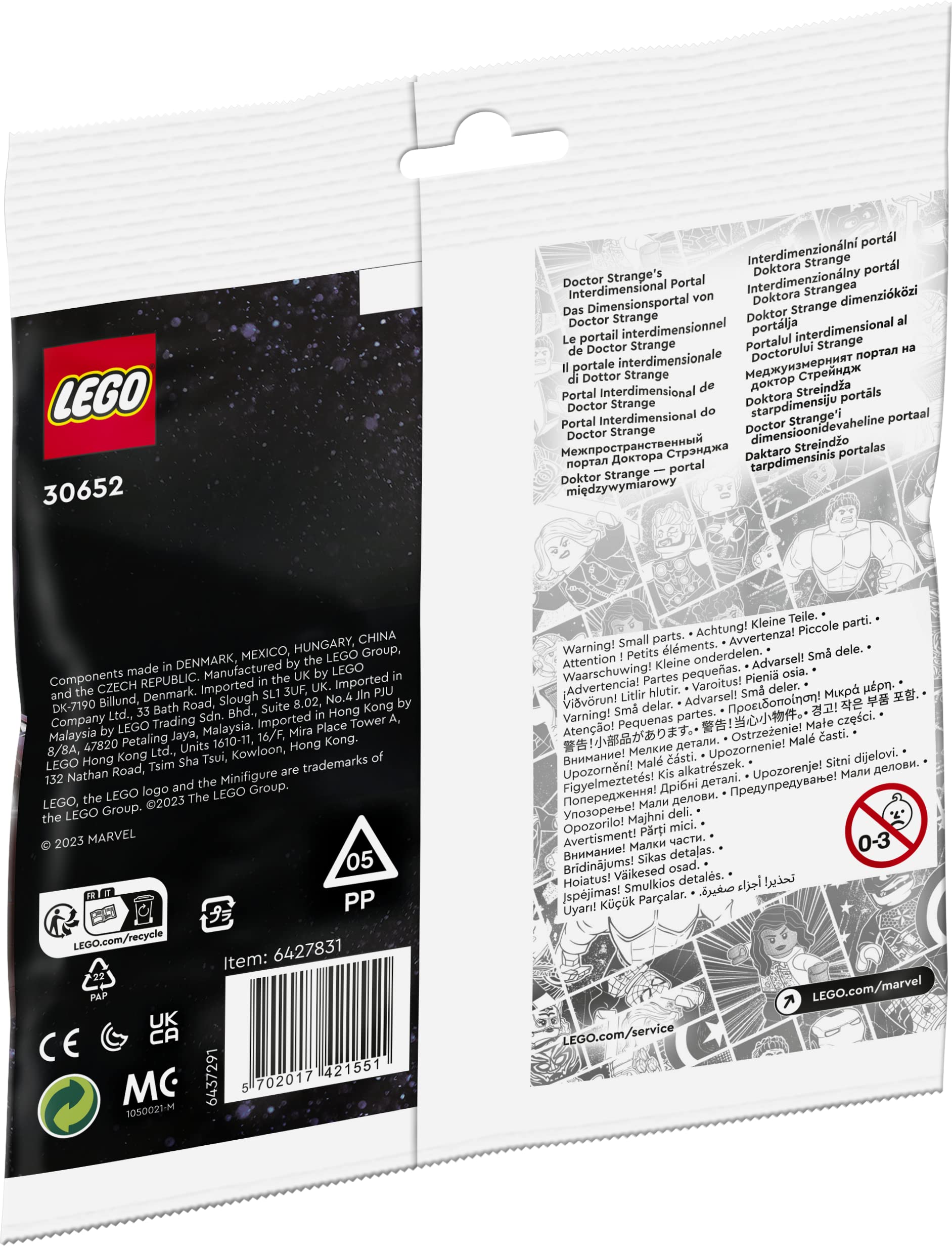 LEGO Doctor Strange cape polybag highlighting the red cape accessory for character customization.