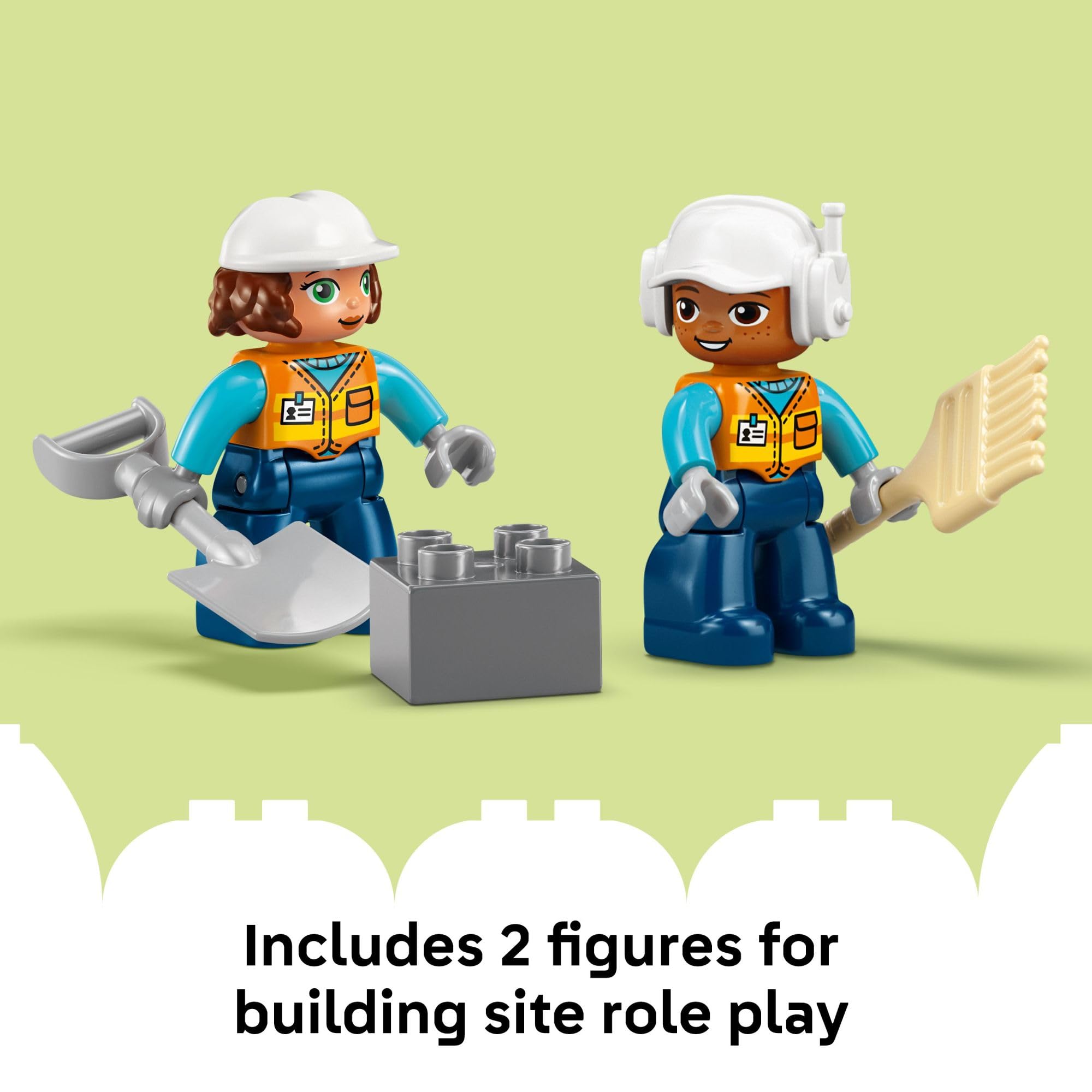 LEGO DUPLO Town loading station and bridge for dynamic build-and-drive play.