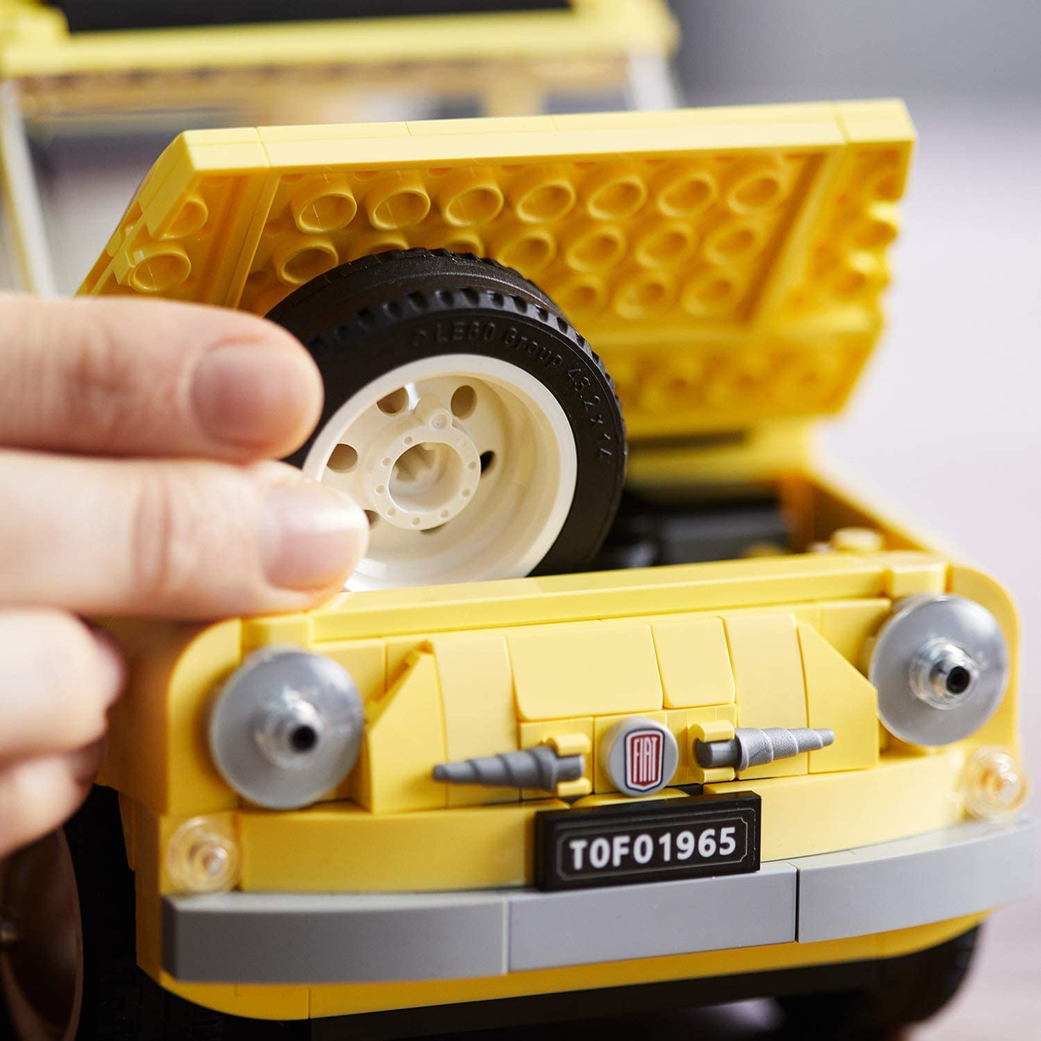 LEGO Fiat 500 10271 opening roof invites dynamic posing and play.