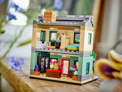 LEGO Flower Store packaging and dimensions for easy display.