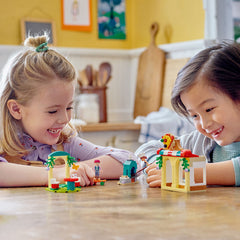 LEGO Friends Pizzeria outdoor seating area inspires social dining.