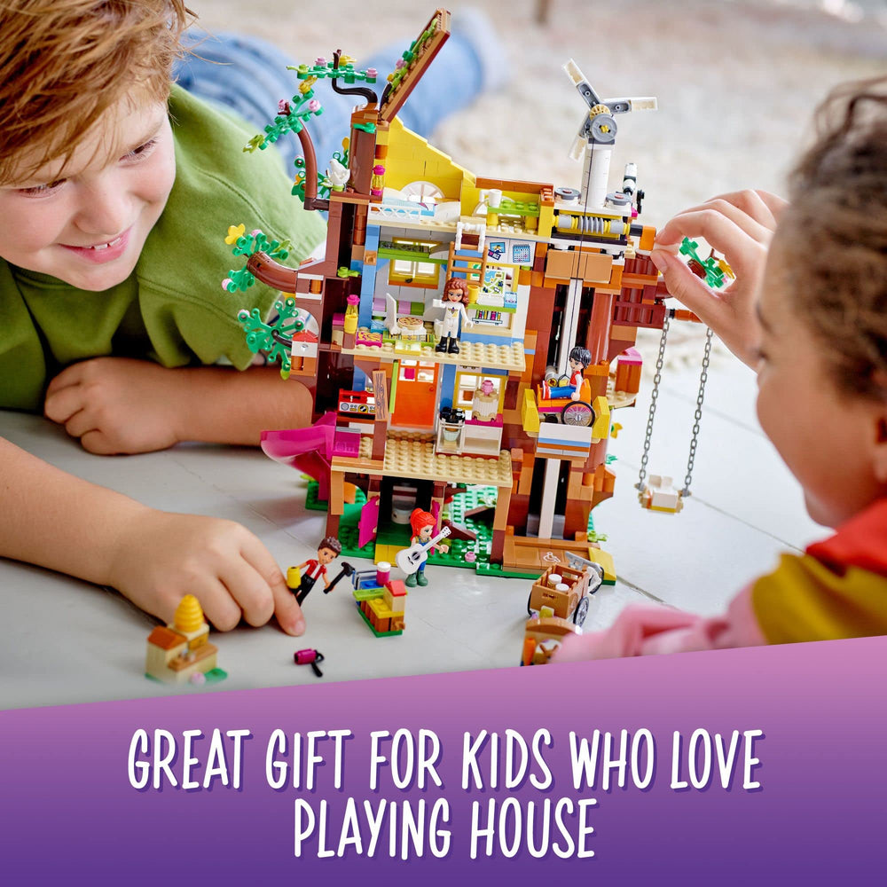 LEGO Friends QR code unlocks hidden Heartlake City treasures for an extra surprise.