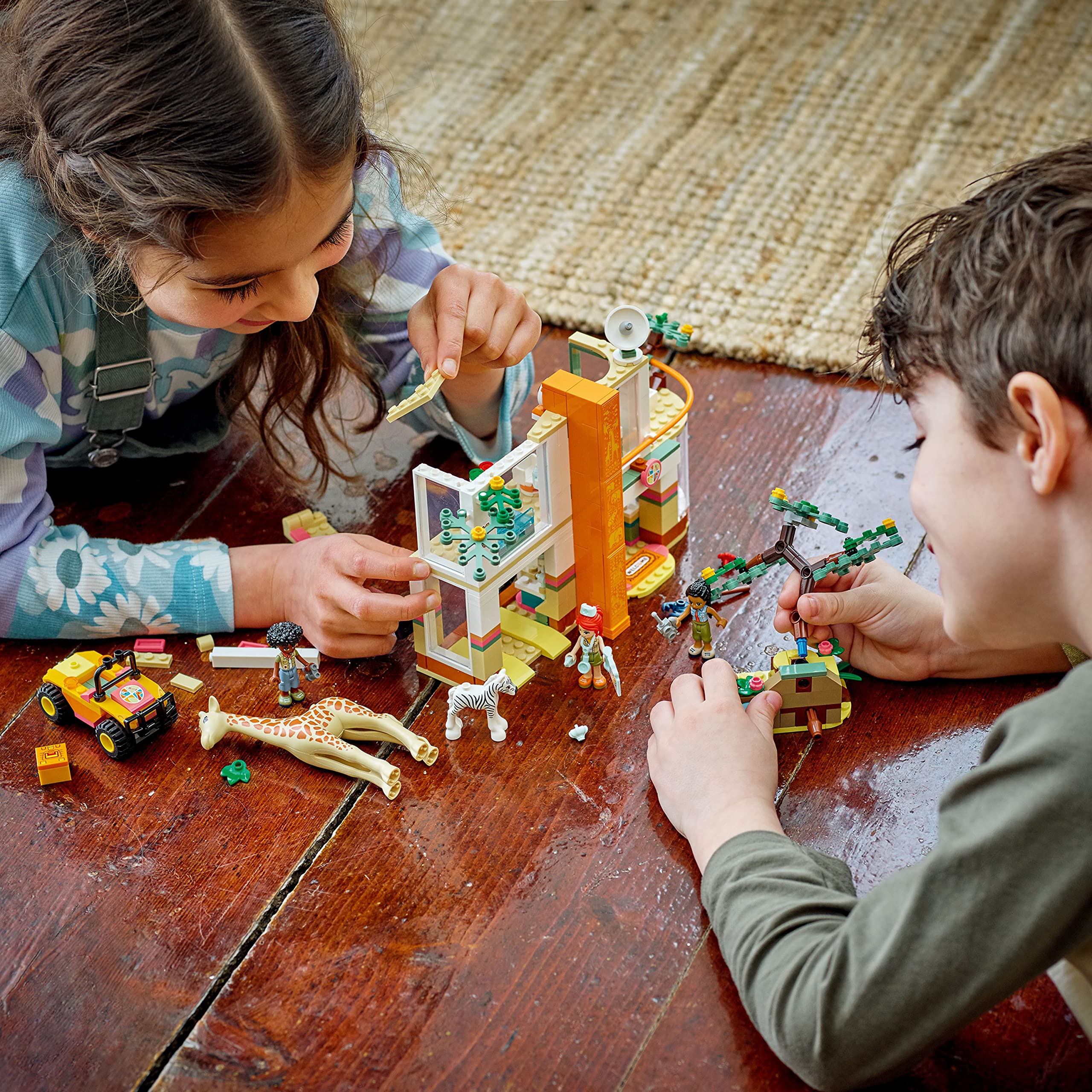 LEGO Friends Mia doll joins rescue team for nurturing, collaborative play.
