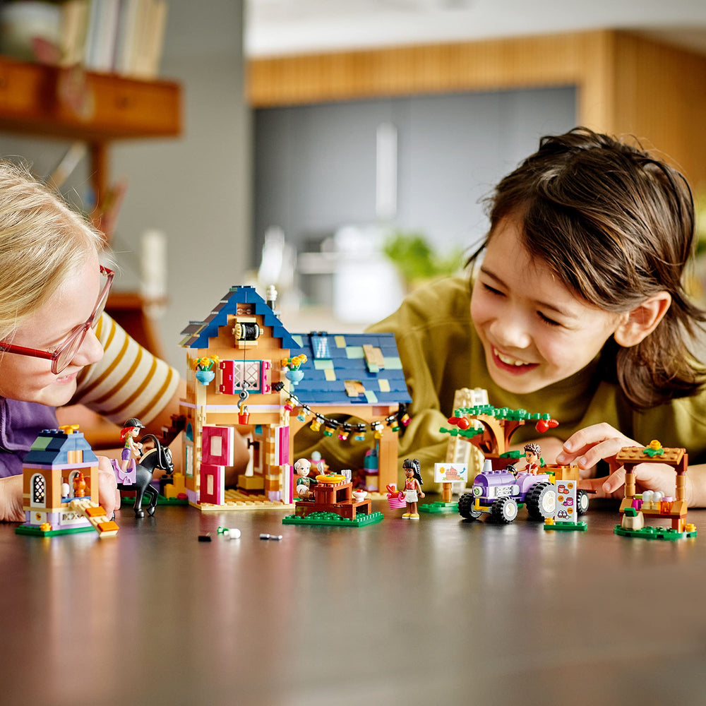 LEGO Friends 41721 kitchen accessories support pretend cooking and meals