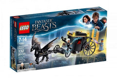 LEGO Grindelwald's Escape carriage with opening doors for interactive play.