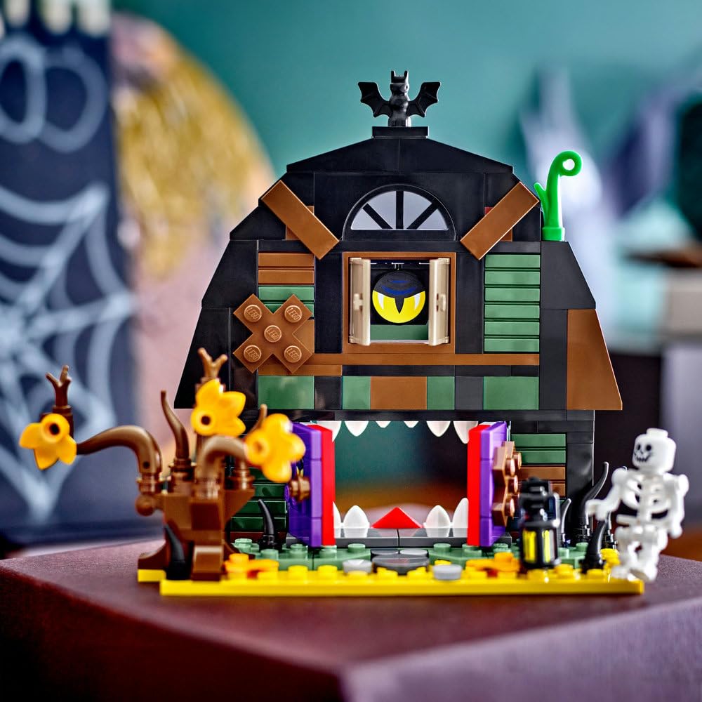 LEGO Halloween Barn 40721 bats and lamp add atmospheric lighting for spooky builds.