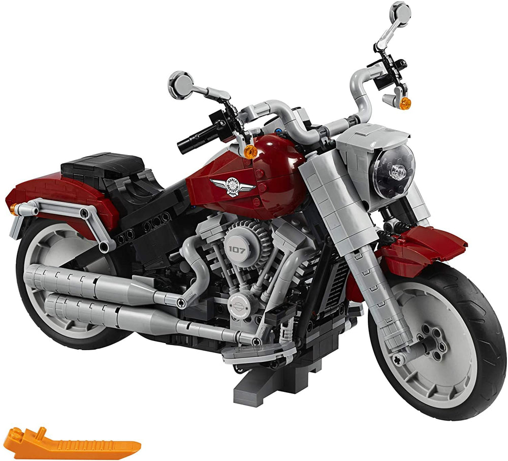 LEGO Fat Boy engine with moving pistons adds dynamic display value