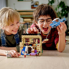 LEGO Harry Potter 4 Privet Drive secret cupboard for surprises in play.