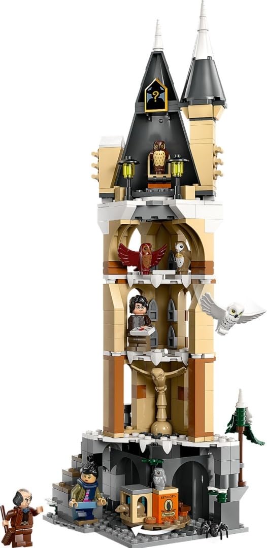 LEGO Argus Filch minifigure adds castle atmosphere
