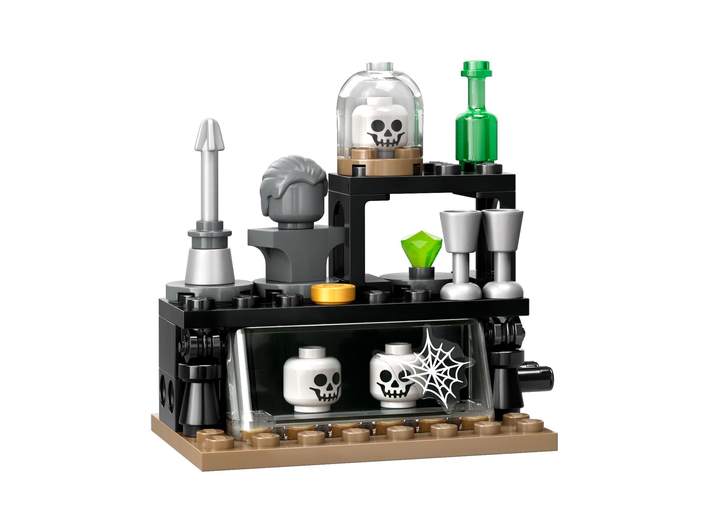 LEGO Harry Potter Borgin and Burkes Hand of Glory element sparks creative adventures.