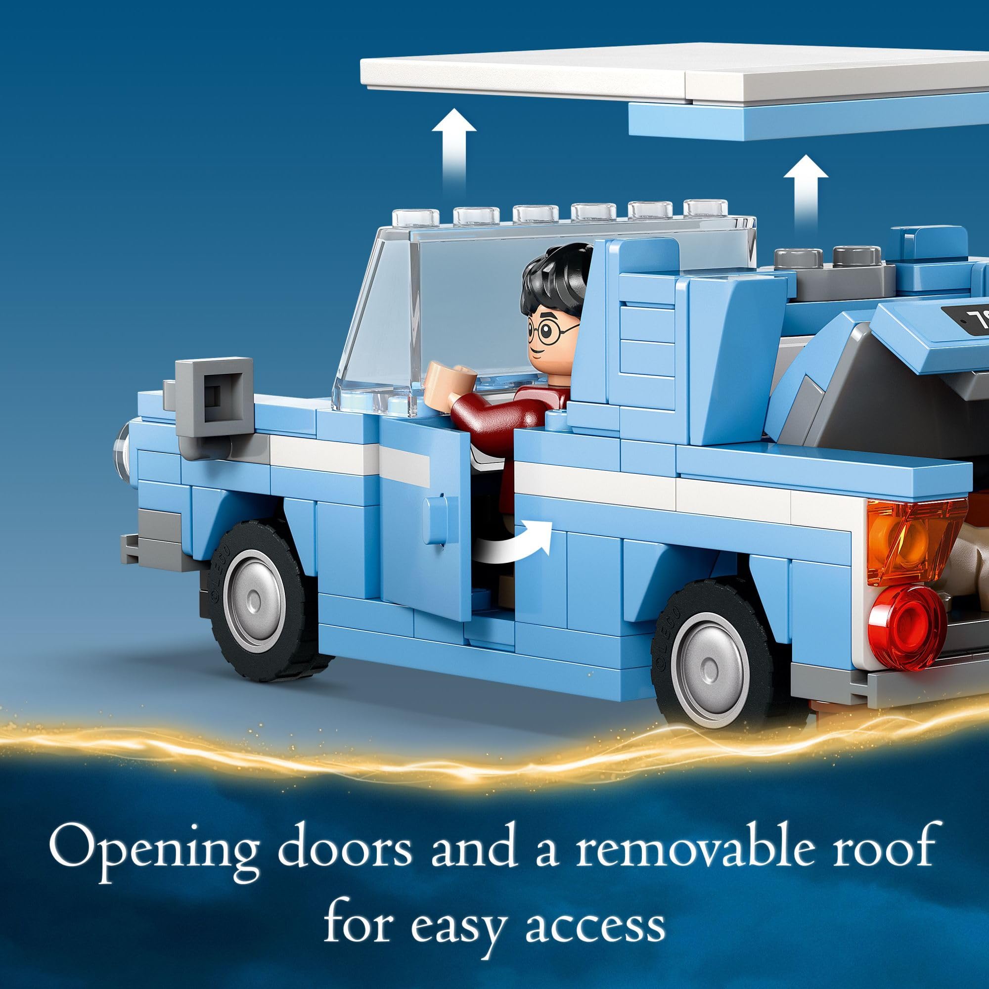 LEGO Harry Potter Flying Ford Anglia removable roof eases minifigure placement and storytelling.