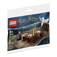 LEGO Harry Potter Hedwig wings spread close-up for display and play